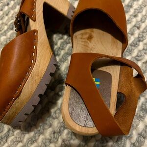Mia Abba clog. Size 38